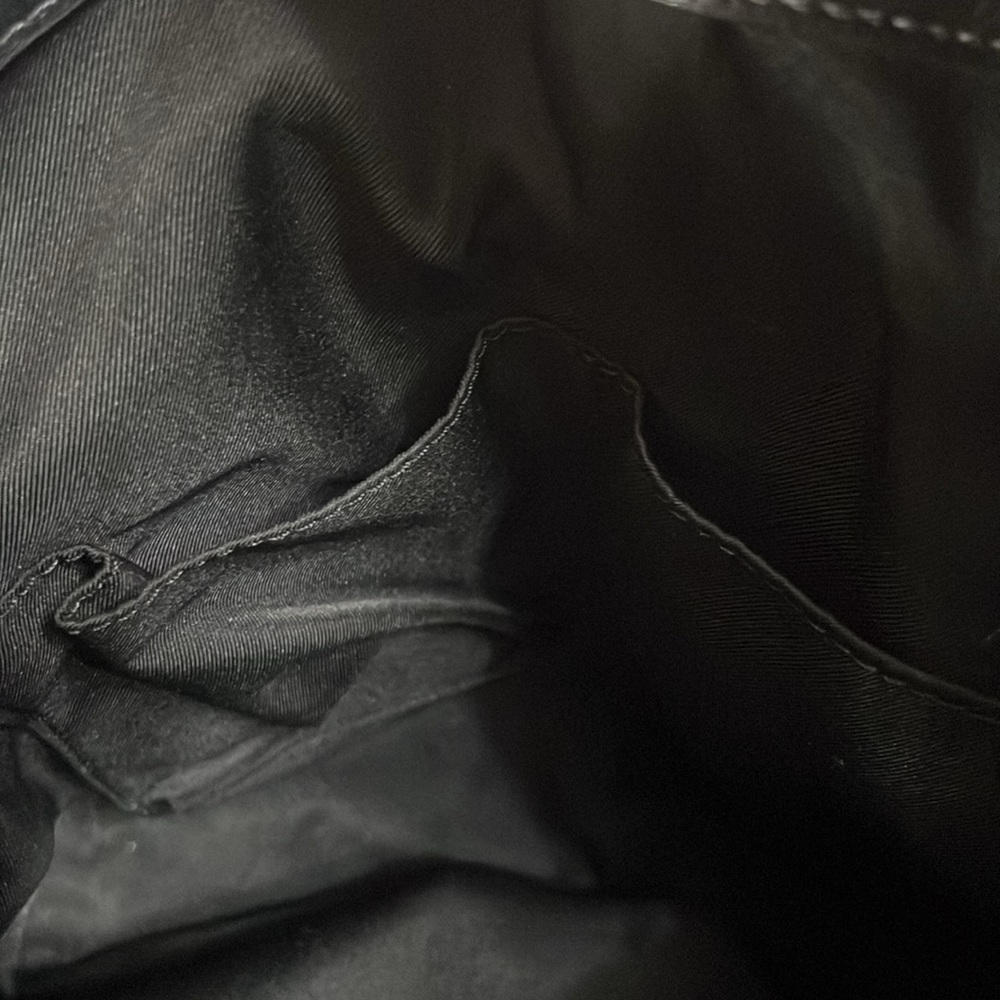 Fossil Black Shoulder Bag Sleek Design - Picture 12 of 14